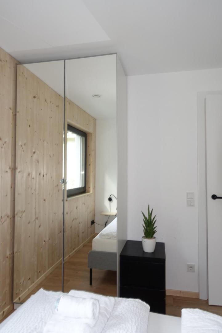 Appartement Waldblick - Neubau - Self-check-in - Kein Verkehr - Am Wald - Parkplaetze Vor Tuer - Or Double