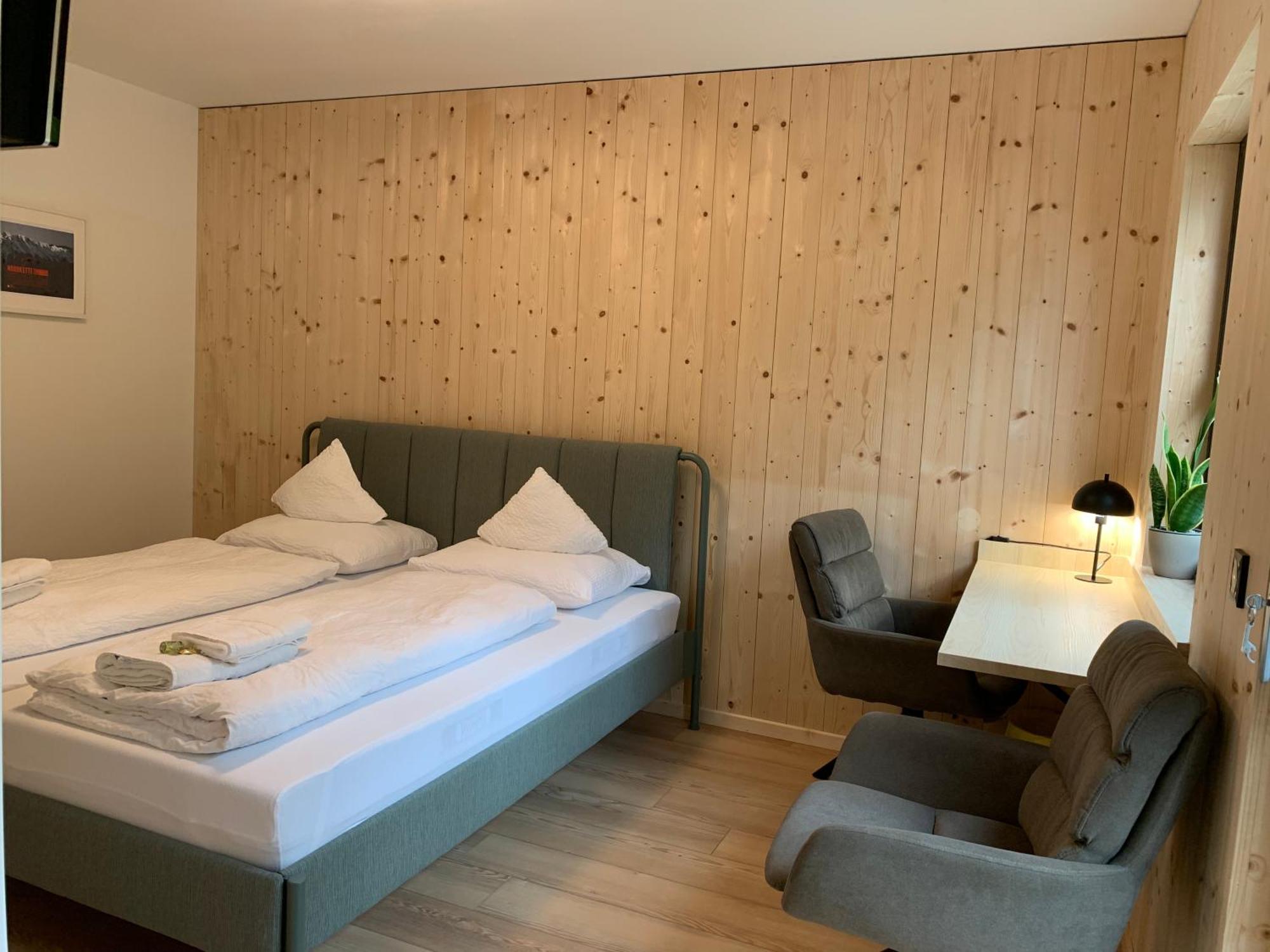 Appartement Waldblick - Neubau - Self-check-in - Kein Verkehr - Am Wald - Parkplaetze Vor Tuer - Or Double
